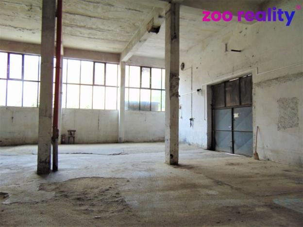 Pronájem garážového stání, Žatec, Třebízského, 25 m2