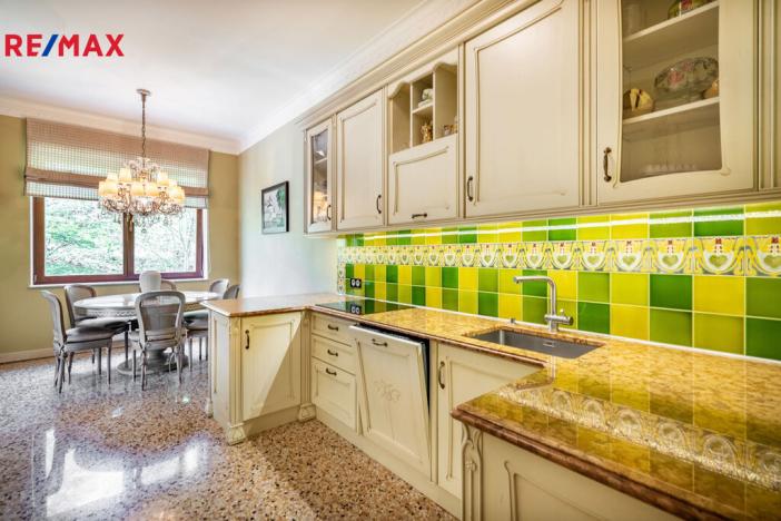 Prodej bytu 6+kk a větší, Karlovy Vary, U Imperiálu, 251 m2