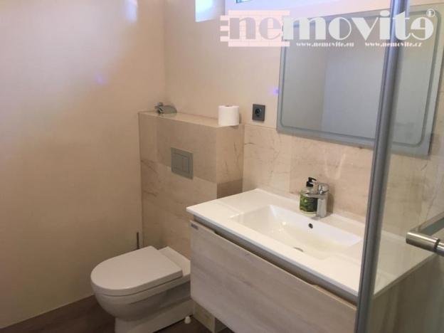 Prodej rodinného domu, Okrouhlo, 179 m2