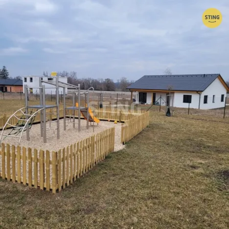 Prodej pozemku pro bydlení, Chlumec nad Cidlinou - Kladruby, 1216 m2