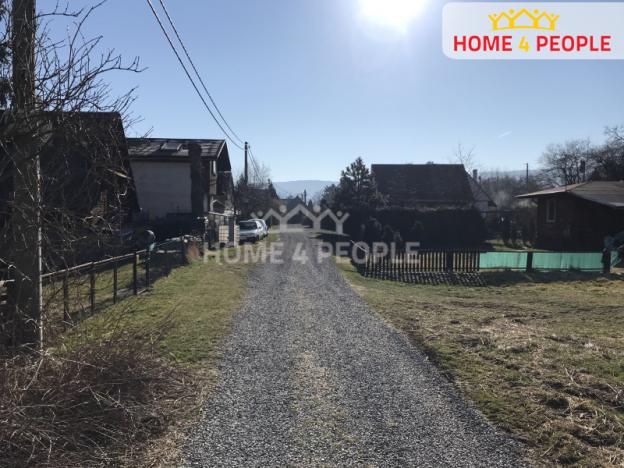 Prodej pozemku, Zadní Třebaň, Pod Chybou, 585 m2