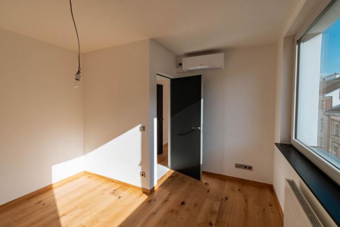Prodej bytu 3+kk, Praha - Vyšehrad, Neklanova, 91 m2