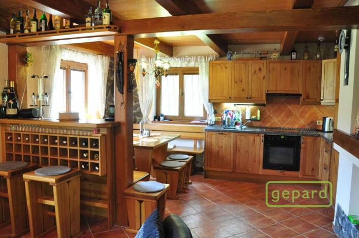 Prodej rodinného domu, Dvory, 222 m2