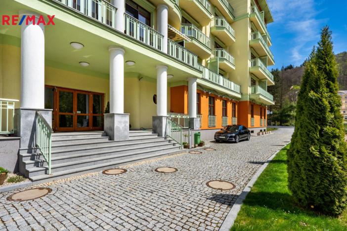 Prodej bytu 4+1, Karlovy Vary, U Imperiálu, 241 m2