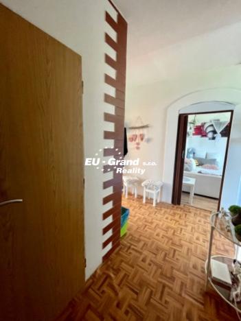 Prodej bytu 2+1, Mikulášovice, 66 m2