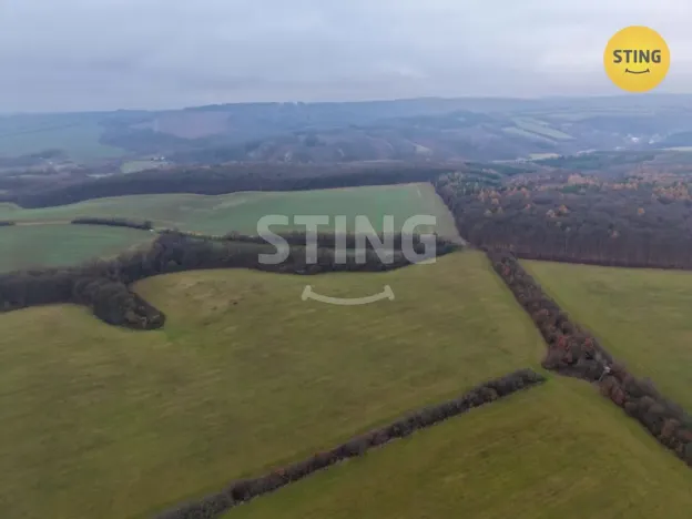 Prodej pole, Zlámanec, 14861 m2