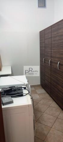 Pronájem obchodního prostoru, Hevlín, 158 m2