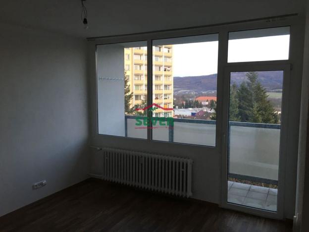 Prodej bytu 3+1, Klášterec nad Ohří, Na Vyhlídce, 70 m2