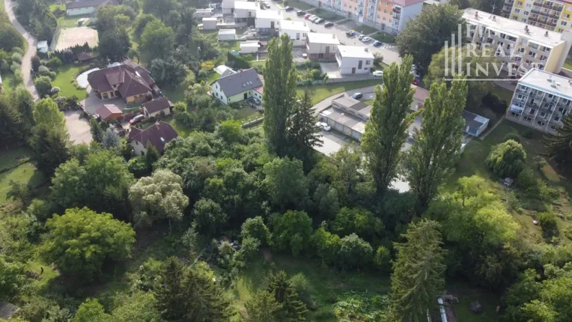 Prodej pozemku pro komerční výstavbu, Rousínov, V Sídlišti, 1178 m2