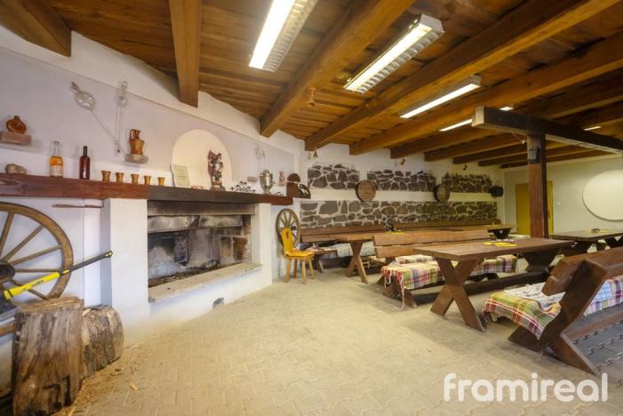 Prodej restaurace, Šatov, 1593 m2