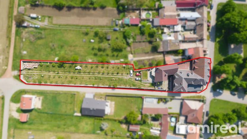 Prodej restaurace, Šatov, 1593 m2