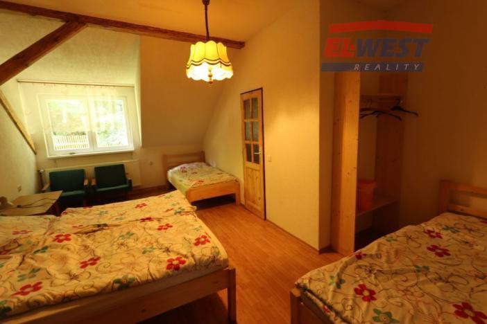 Prodej rodinného domu, Strašín - Zuklín, 400 m2