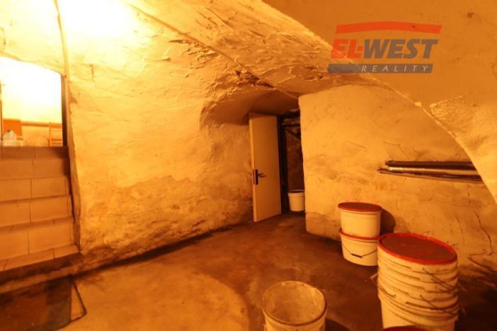 Prodej rodinného domu, Strašín - Zuklín, 400 m2