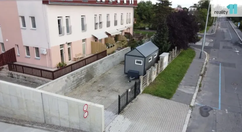 Prodej garáže, Praha 5, Lipová alej, 15 m2