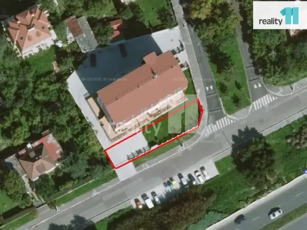 Prodej garáže, Praha 5, Lipová alej, 15 m2