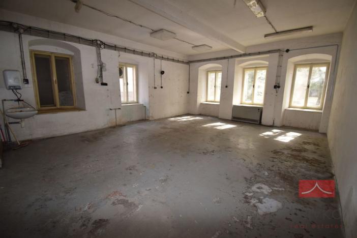 Pronájem komerční nemovitosti, Pelhřimov, Svatovítské náměstí, 175 m2