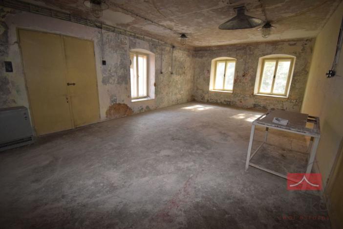 Pronájem komerční nemovitosti, Pelhřimov, Svatovítské náměstí, 175 m2