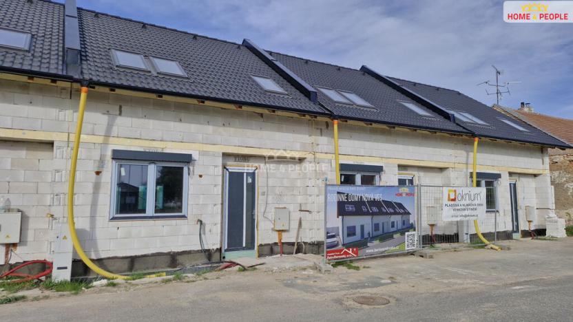 Prodej rodinného domu, Pohořelice - Nová Ves, 101 m2