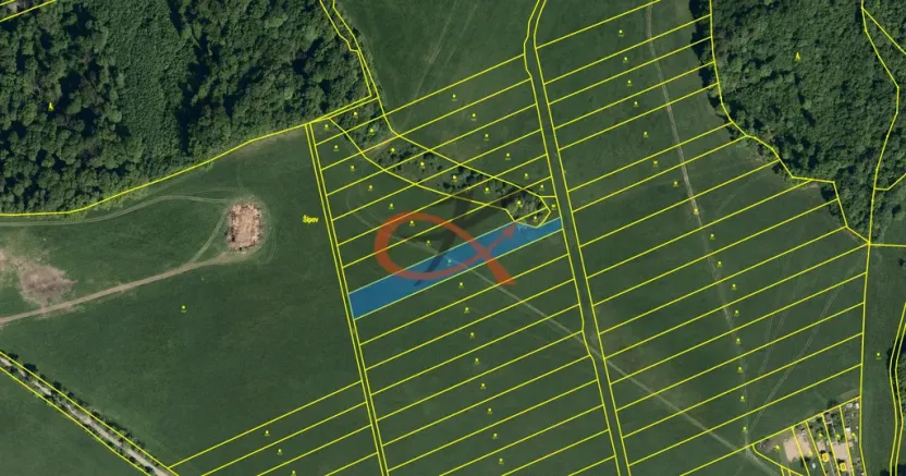 Prodej podílu 3/7 pole, Rožnov pod Radhoštěm, 3920 m2