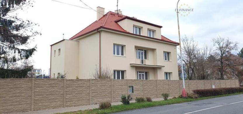 Pronájem bytu 1+kk, Kralupy nad Vltavou - Lobeček, Máchova, 18 m2