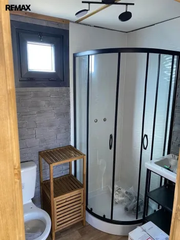 Prodej atypického bytu, Ostrov, Karlovarská, 39 m2