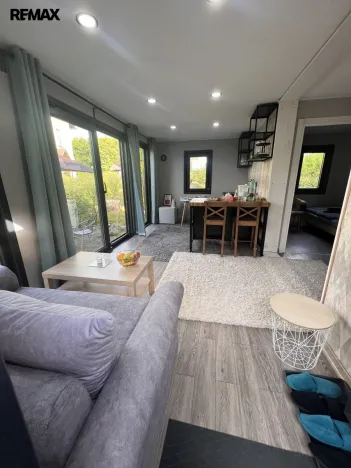 Prodej atypického bytu, Ostrov, Karlovarská, 39 m2