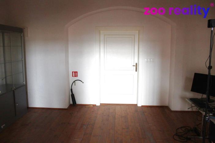 Pronájem kanceláře, Terezín, Akademická, 131 m2