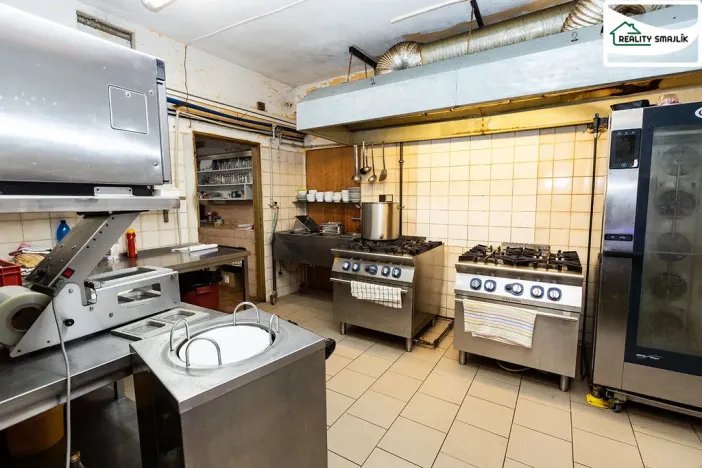 Prodej obchodního prostoru, Cheb, Wolkerova, 267 m2