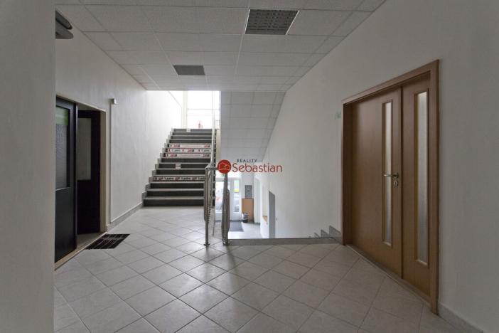 Pronájem kanceláře, Pelhřimov, Křemešnická, 105 m2