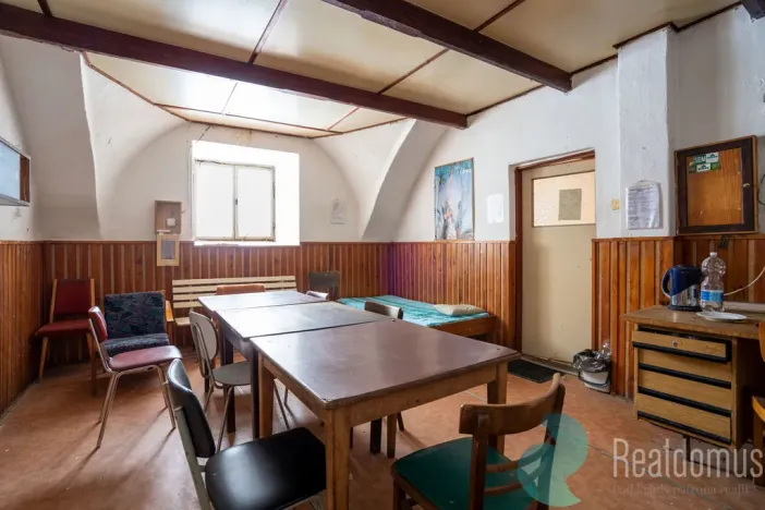 Prodej zemědělského objektu, Králova Lhota - Laziště, 2300 m2