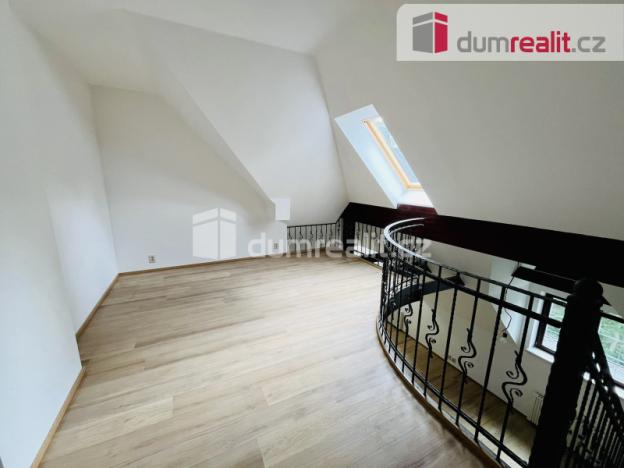 Prodej bytu 2+kk, Mariánské Lázně, Chopinova, 70 m2