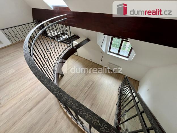 Prodej bytu 2+kk, Mariánské Lázně, Chopinova, 70 m2