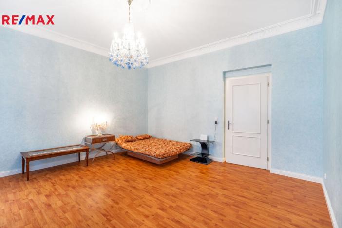 Prodej bytu 3+1, Karlovy Vary, Mariánskolázeňská, 119 m2