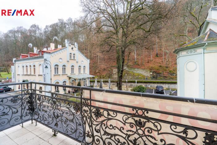 Prodej bytu 3+1, Karlovy Vary, Mariánskolázeňská, 119 m2