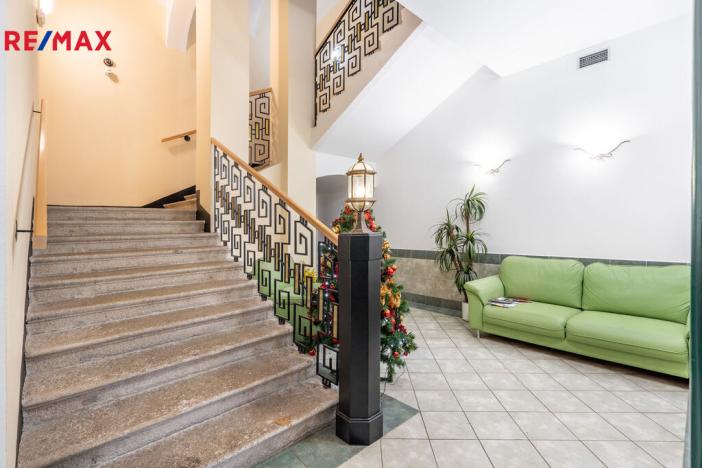 Prodej bytu 3+1, Karlovy Vary, Mariánskolázeňská, 119 m2