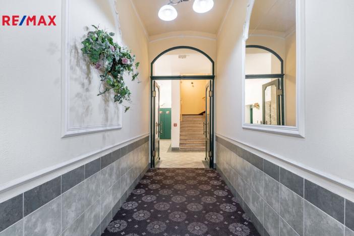 Prodej bytu 3+1, Karlovy Vary, Mariánskolázeňská, 119 m2