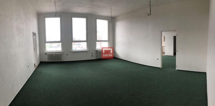 Pronájem kanceláře, Olomouc - Chválkovice, 318 m2