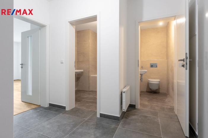 Prodej bytu 3+kk, Karlovy Vary, Šumavská, 98 m2
