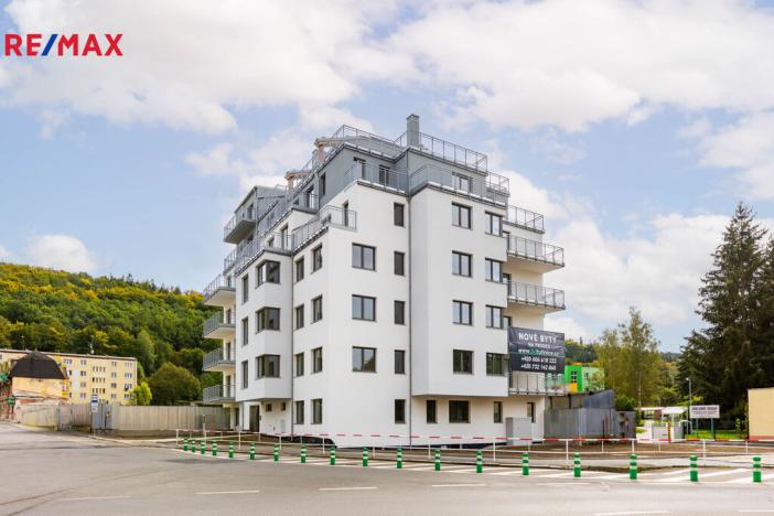 Prodej bytu 4+kk, Karlovy Vary, Šumavská, 85 m2