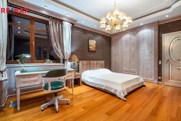 Prodej bytu 5+1, Karlovy Vary, U Imperiálu, 253 m2