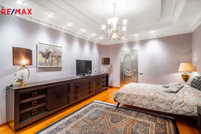 Prodej bytu 5+1, Karlovy Vary, U Imperiálu, 253 m2