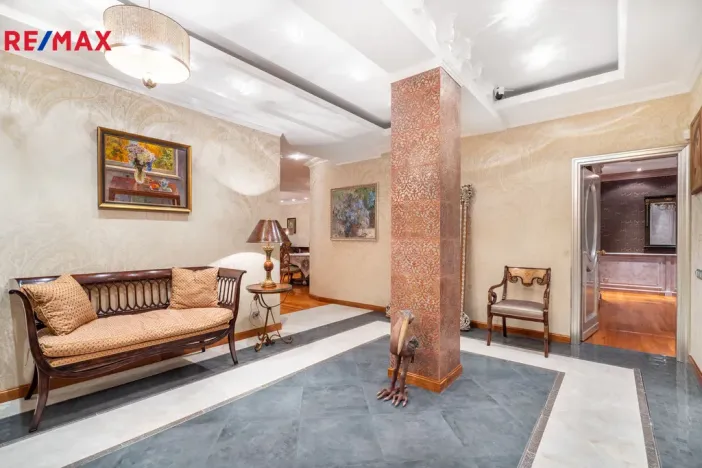 Prodej bytu 5+1, Karlovy Vary, U Imperiálu, 253 m2