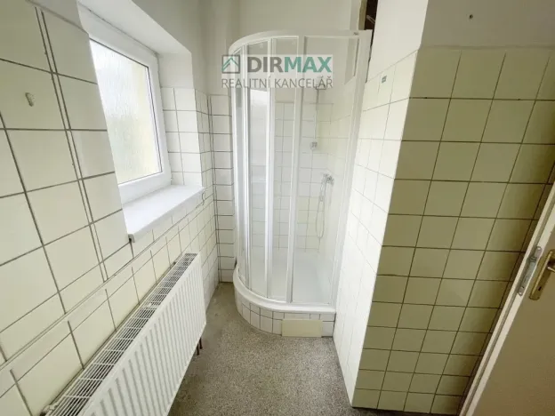 Prodej výrobních prostor, Klatovy - Luby, 3000 m2