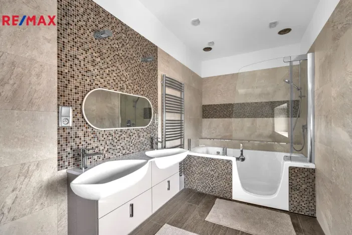 Prodej rodinného domu, Trutnov - Horní Předměstí, Dělnická, 355 m2