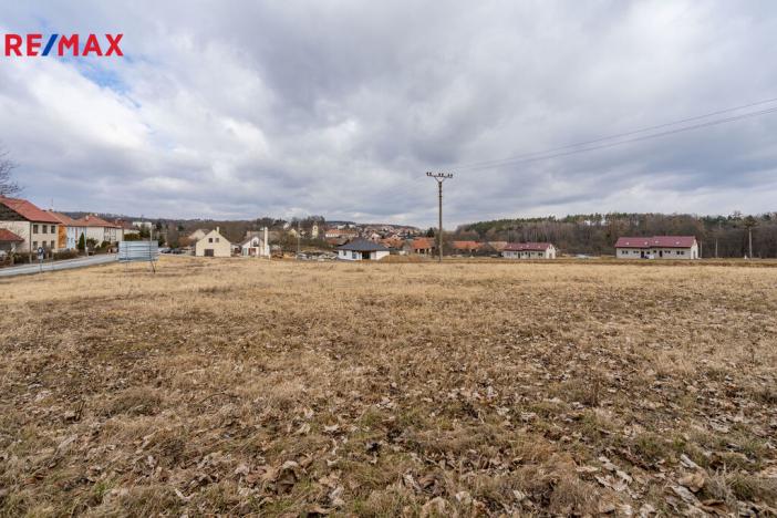 Prodej pozemku pro bydlení, Jinošov, 3987 m2