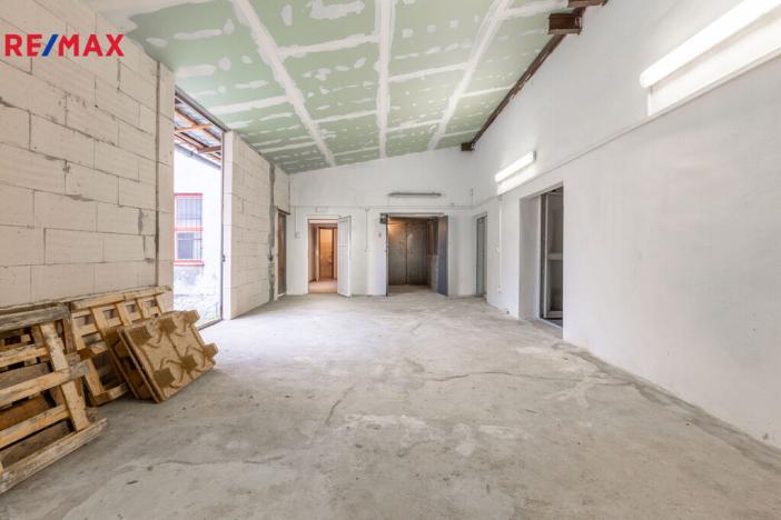 Prodej skladu, Chodov, Poděbradova, 1000 m2