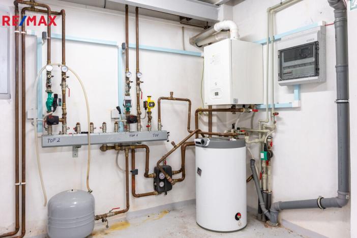 Prodej skladu, Chodov, Poděbradova, 1000 m2