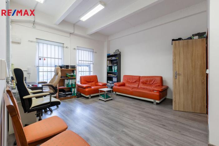 Prodej skladu, Chodov, Poděbradova, 1000 m2