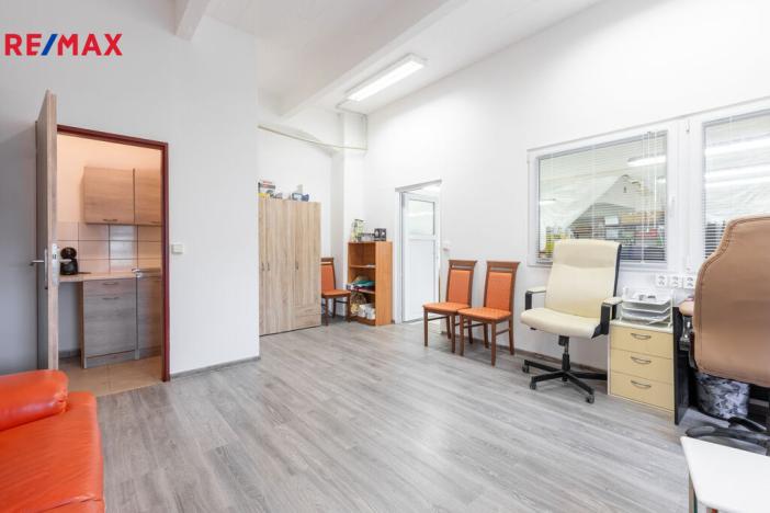 Prodej skladu, Chodov, Poděbradova, 1000 m2