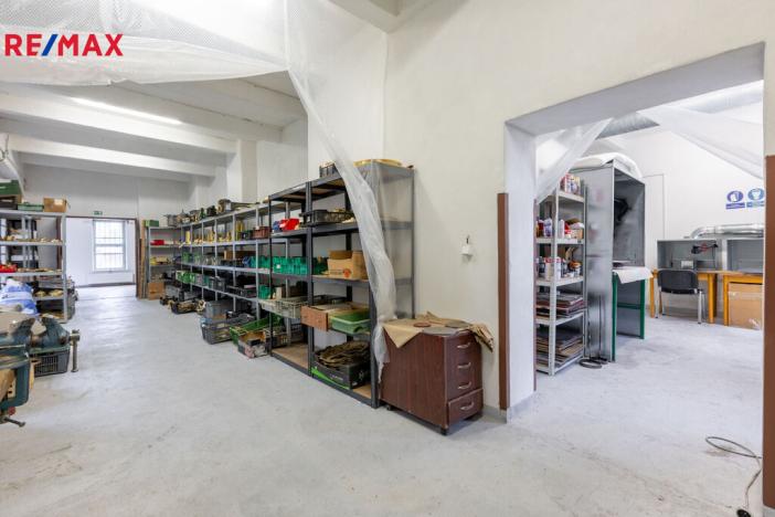 Prodej skladu, Chodov, Poděbradova, 1000 m2